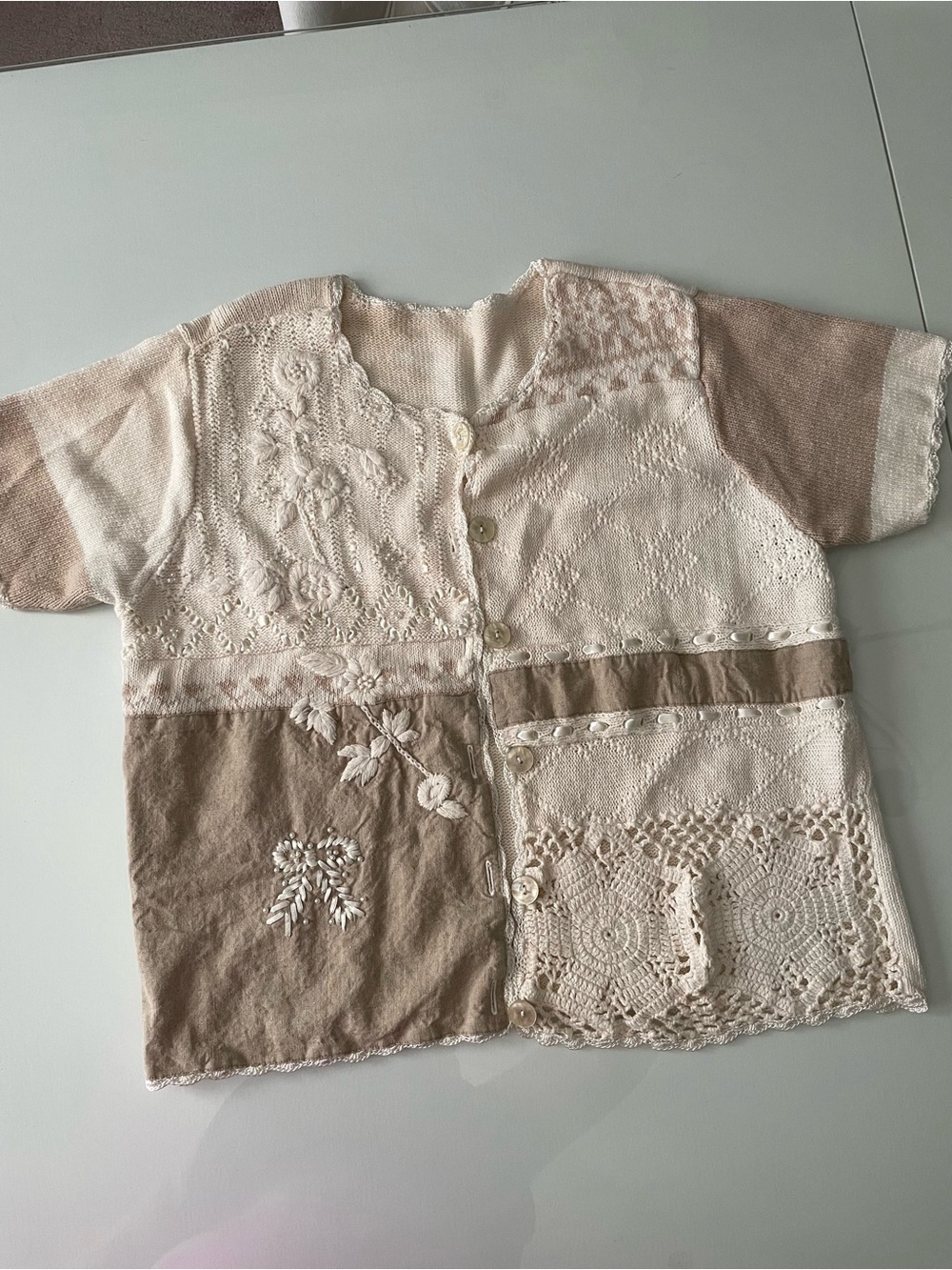 Girls' Patchwork Embroidered Button-Front Top - Cream & Tan